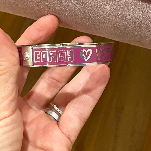 Coach Logo Pink Enamel
Poppy Bangle Silver Tone Bracelet - Picture 4 of 4